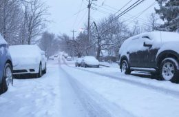 Snow on Pittsburgh street