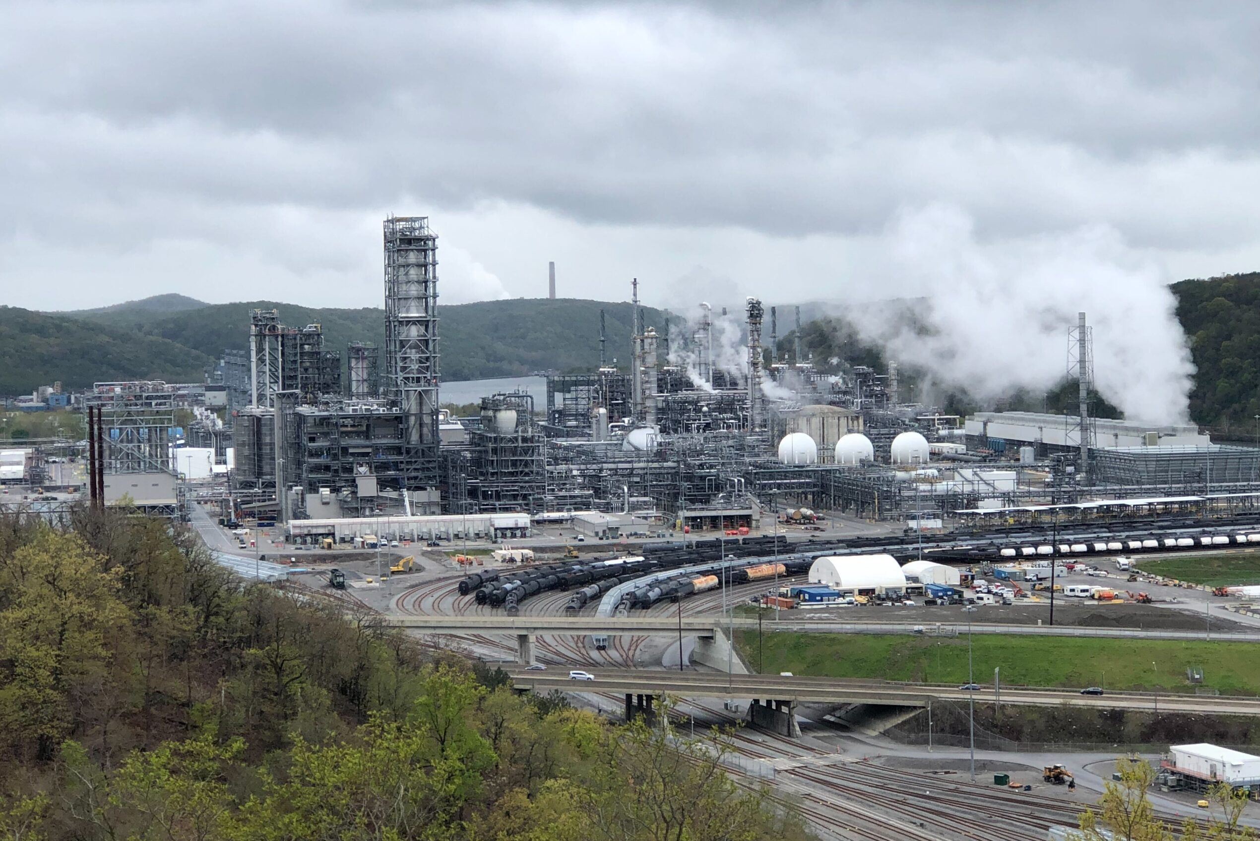 Shell's massive ethane cracker facility
